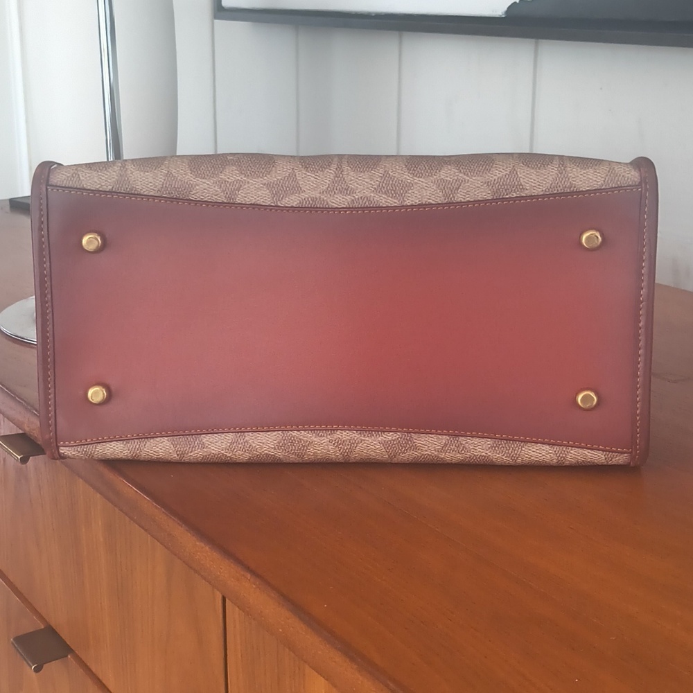 Coach Brown and Red Signature Tote Bag - Picture 7 of 8